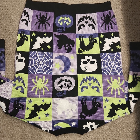 Trickz N Treatz Patchwork Oversized Knit Cardigan, Cat, Skulls, Bats, Spider.NEW - Picture 9 of 10
